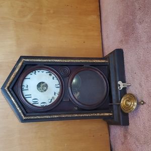 E. Ingraham Wooden Mantel Clock